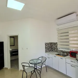 נופש על הגל , אילת ישראל
