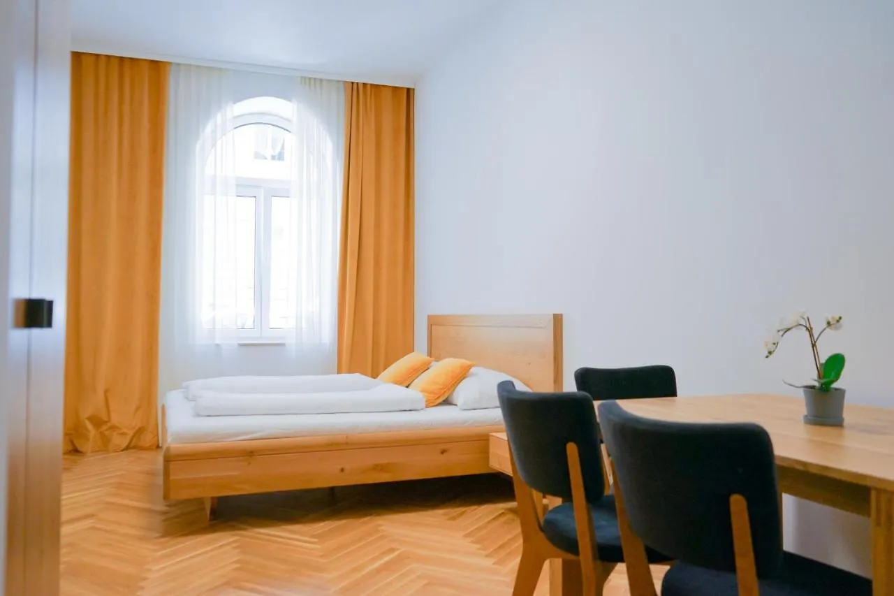 Nadland Apartments B7 Vienne